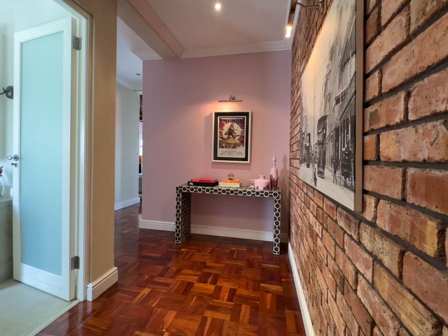 2 Bedroom Property for Sale in Bantry Bay Western Cape